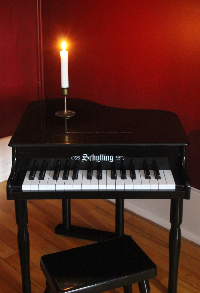 Schylling mini hot sale piano